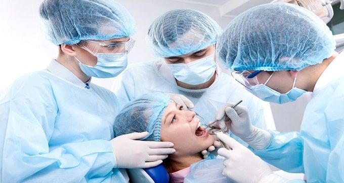 بهترین جراح دندانپزشک در ایران