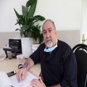 دکتر محمود رشیدی